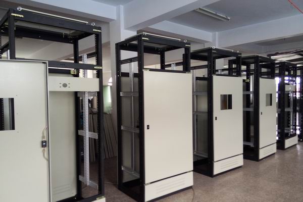 江汉配电柜-3683厂家配电柜检修需要注意的